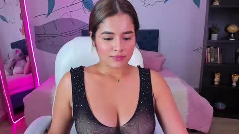 victoria_jonness online show from October 7, 8:16 pm