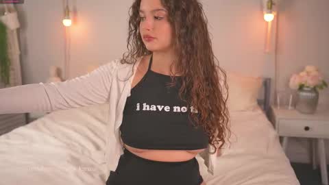 Snapshot of victoria_karma chatting on September 25, 2:13 pm online show from September 25, 2:13 pm