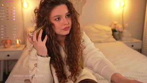 Snapshot of victoria_karma chatting on October 2, 2:38 pm online show from October 2, 2:38 pm