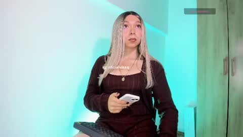 D A N I online show from June 18, 12:49 am