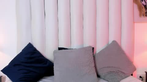victoria_queen2 online show from April 24, 1:51 am