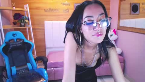 Victoria  online show from January 25, 2:26 am