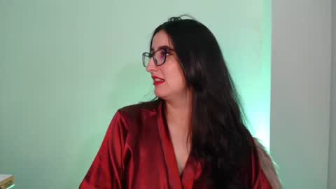 Victoria online show from February 24, 11:30 pm