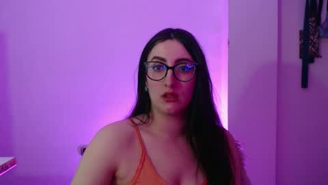 Victoria online show from December 15, 9:11 pm