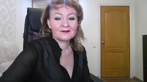 Victoria online show from December 13, 8:20 am