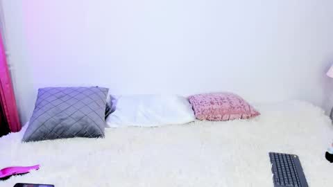 Snapshot of victoriarussell chatting on February 24, 6:15 pm Victoria but you can tell me Vicky Vic or just Tory online show from February 24, 6:15 pm