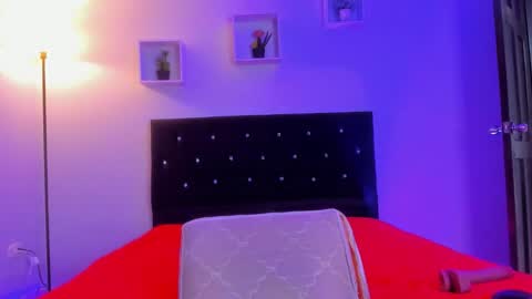 victoriia_rose_ online show from January 12, 4:30 am
