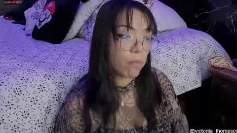 victoriia_thompson online show from July 17, 8:33 pm