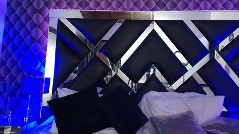 victtoria lee online show from November 15, 7:04 pm