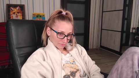 Vika online show from November 14, 2:25 am