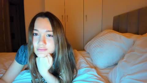 Vika   online show from June 28, 9:00 pm
