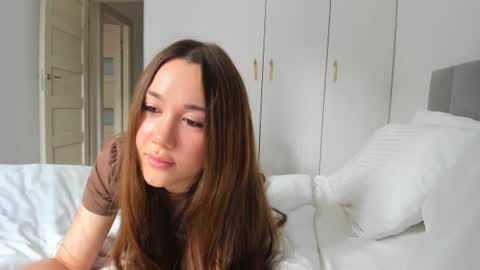 Vika   online show from July 5, 11:50 am