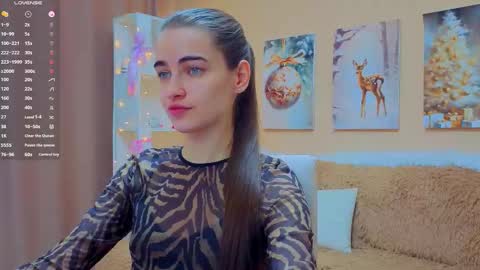 vikiberry online show from February 7, 11:13 am