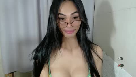 vikkylustfull online show from March 1, 8:10 pm