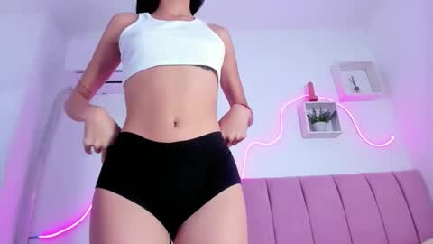 victoria online show from November 25, 3:11 pm