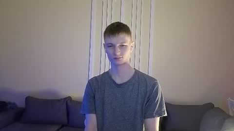 Max online show from August 2, 1:40 am