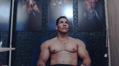 Viktor Herrera online show from March 27, 3:01 am