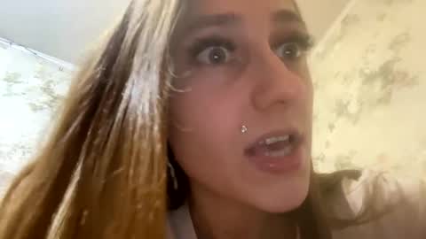 Sweett online show from January 2, 10:33 pm