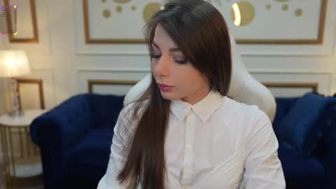 Snapshot of viktoria_storm chatting on September 24, 4:47 pm Alisa online show from September 24, 4:47 pm