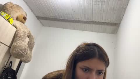 viky_evanss online show from June 27, 2:28 am