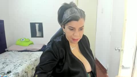 VIKY ADAMS online show from March 3, 3:08 pm