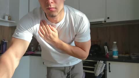 Vincent.  uncut 18cm online show from February 13, 8:17 am