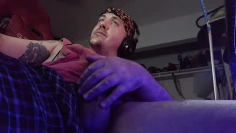 onlyhaveeyes4u online show from April 11, 4:50 am