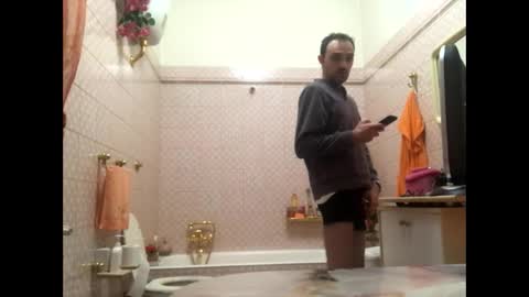 Zenith online show from February 6, 2:48 pm