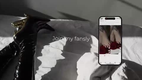 Diva Silvia online show from November 20, 4:48 pm