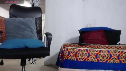 vinzent_lafed_ online show from February 26, 8:50 am