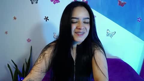 Daniela online show from April 2, 7:37 am