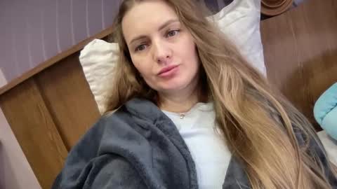 Funny  girl online show from November 17, 9:34 am