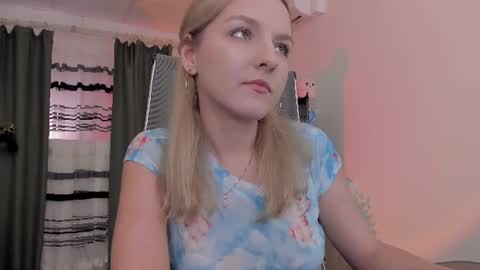 violamore online show from July 31, 8:37 am