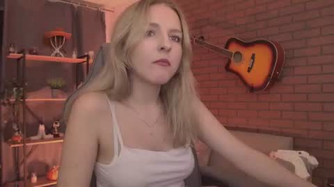 violamore online show from July 22, 10:50 am