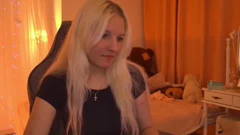violamore online show from June 22, 6:37 pm