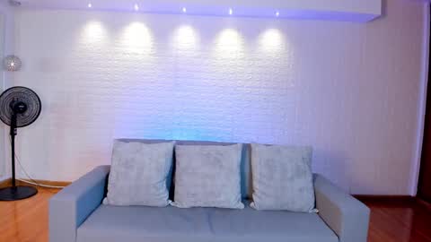 Violett  Everyday From 0530 to 1430 Col Time online show from March 6, 5:00 pm