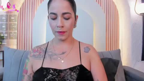 Violette online show from July 17, 11:01 am