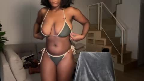 Fantasy Black Girl online show from September 12, 2:35 am