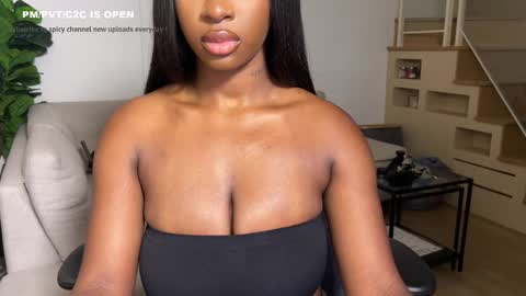 Fantasy Black Girl online show from February 7, 7:00 am