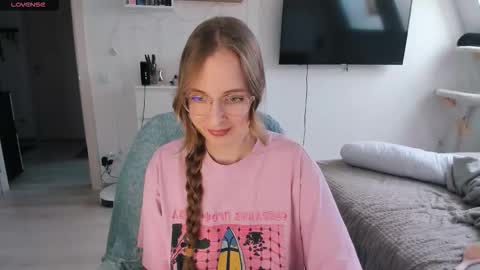 Violet online show from February 16, 12:58 pm