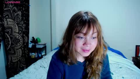  Violet  online show from November 30, 4:36 pm