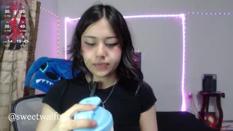 Violete Hentai01 online show from March 4, 12:29 am