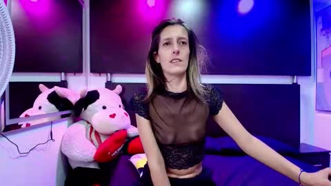 violet online show from January 15, 12:25 pm