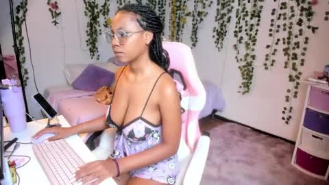 Violeta online show from June 6, 4:24 pm