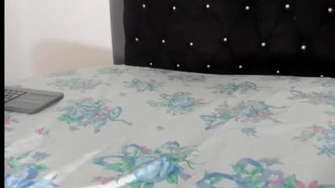 VioletaDums online show from January 14, 5:15 am