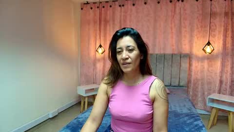 VIOLETA online show from October 6, 1:07 pm