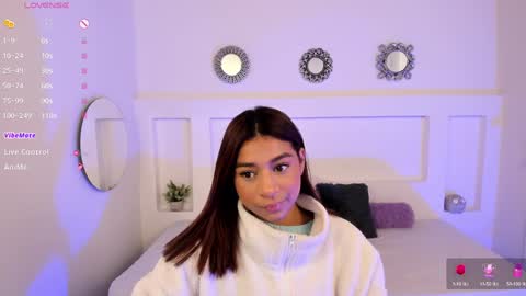 V I O L E T online show from December 5, 12:50 pm