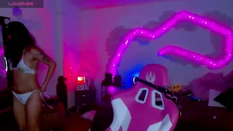   online show from October 27, 12:54 am