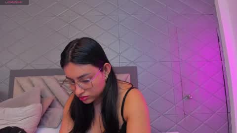 Violet Rousse online show from April 21, 6:48 pm