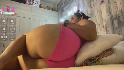 violetroussee online show from October 24, 10:43 pm